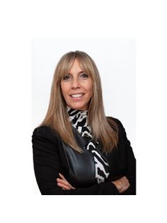 Marcela Zarzur - RE/MAX Solutions