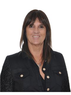 Silvia Rodriguez - RE/MAX Buró II