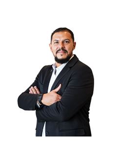 Mariano Silvestri  - RE/MAX Roble