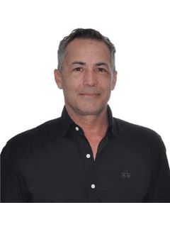 Javier Gonzalo Bazo - RE/MAX Buró II