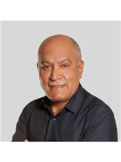Mario Gonzalez Pereyra - RE/MAX Blue