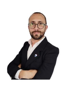 Emmanuel Moncada - RE/MAX Terruños