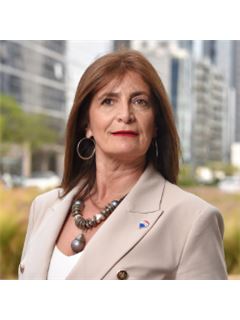 Miriam Petrone - RE/MAX Puerto