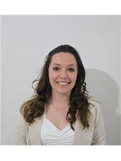Daniela Molli - RE/MAX Solutions