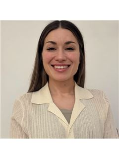 Giuliana Aylen Genta - RE/MAX Infinit