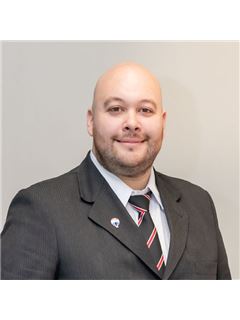 Oscar Escobar - RE/MAX Profesional