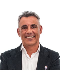 Daniel Calá Lesina - RE/MAX Advance