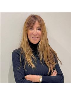 Maria Marinozzi - RE/MAX Premium IV