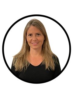 Mercedes Bissone - RE/MAX Class