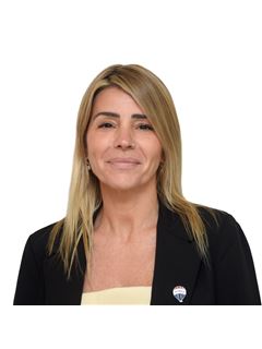 Aldana Abollo - RE/MAX Express