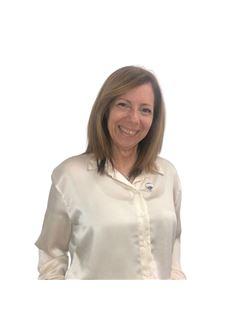 Carina Sinardi - RE/MAX Premium