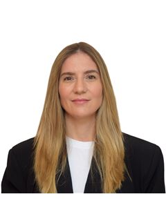 Romina Alonso - RE/MAX Express
