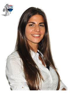 Yanina Arias - RE/MAX Buró