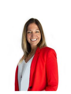 Lucrecia Ure - RE/MAX Suma