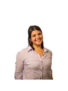 Estefania Rojas - RE/MAX Data Work