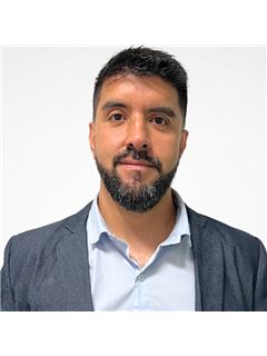 Javier Paliza - RE/MAX Life