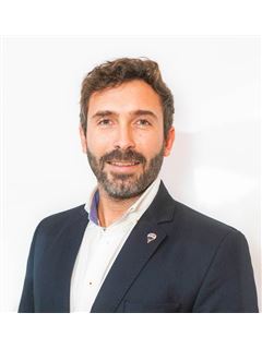 Nicolás Maintenu - RE/MAX Urbana