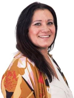 Silvia Hass - RE/MAX Buró