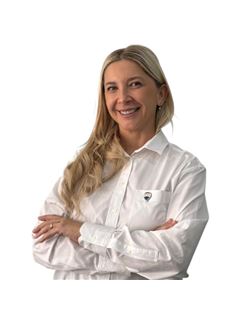 Magali Mena - RE/MAX Supera