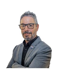 Ariel  Di Nardo - RE/MAX Urbana