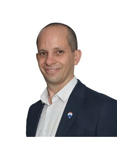 Ezequiel Minian - RE/MAX Express