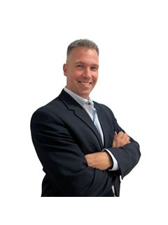 Julián  Arzeno - RE/MAX Heart
