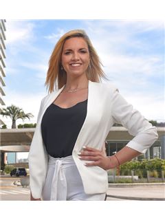 Yudit Cairo - RE/MAX Puerto