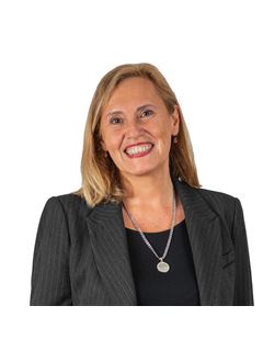 Ana Laura Oviedo - RE/MAX Suma