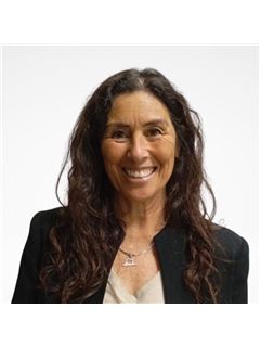 Verónica Hernández - RE/MAX Life