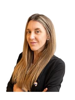 Florencia Favalessa - RE/MAX Mediterránea