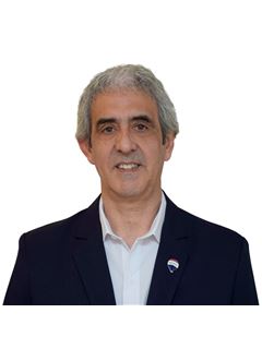 Guillermo Clavero - RE/MAX Express