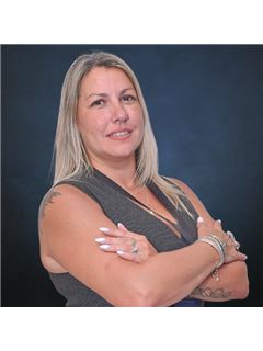 Cintia Sivori - RE/MAX Potencia