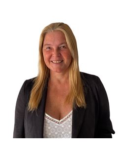 Marcela Silvia Mayor - RE/MAX Express