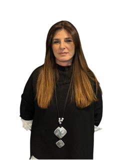 Claudia Bongiorno - RE/MAX Uno IV