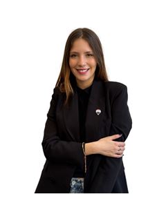Ludmila  Molinari  - RE/MAX Urbana III