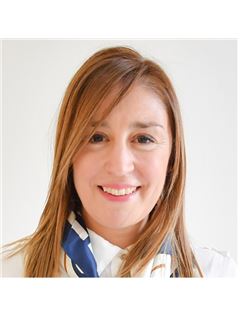 Erika Di Lázzaro - RE/MAX Estilo