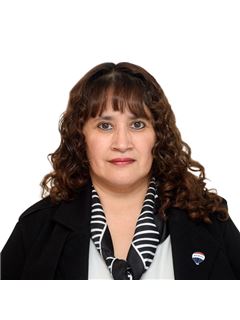 Diana Morales - RE/MAX Express