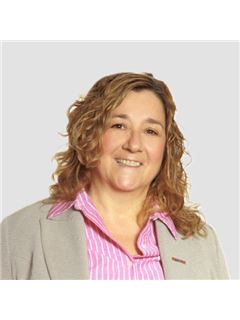 Marcela Catena - RE/MAX Blue
