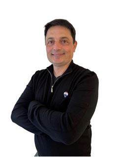 Juan Martin Gerona - RE/MAX Urbana III