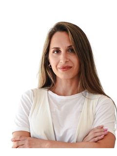 Constanza Marinozzi - RE/MAX Roble