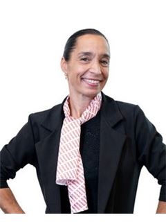 Patricia Conicelli - RE/MAX Buró