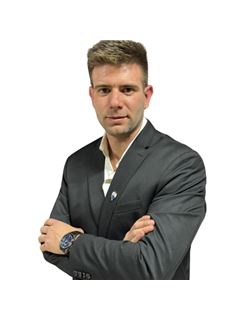 Ezequiel  Savina - RE/MAX Terruños