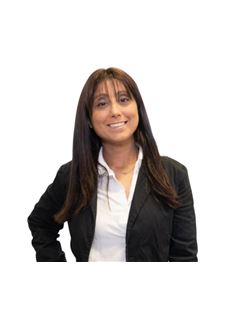 Virginia  Tasca  - RE/MAX Roble