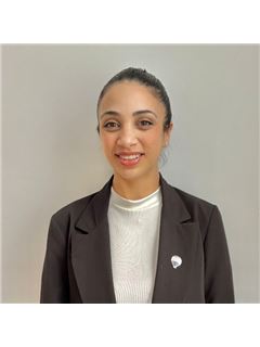 Pamela  Di Pilla - RE/MAX Advance