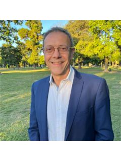 Gustavo Hernandez - RE/MAX Puerto