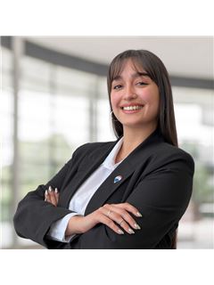 Camila  Peña - RE/MAX Confluencia