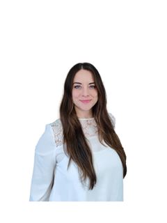 Romina Nieves Mena - RE/MAX Net