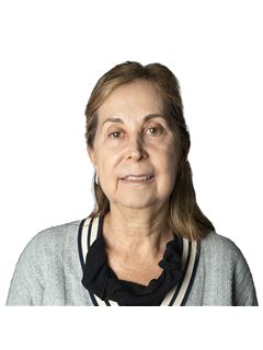 Karina  Markowicz de Lumainsky - RE/MAX Amazing