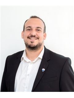 Alexis Rey Olmos - RE/MAX Boulevard