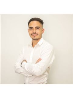 Lucas Mongelo - RE/MAX Click